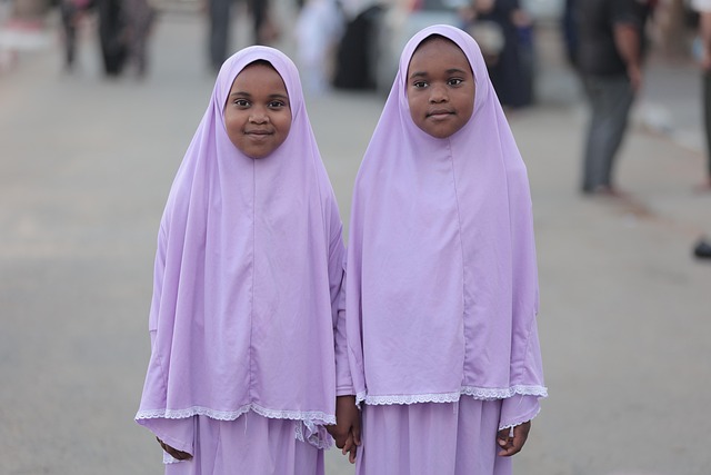 Find det rigtige mobilabonnement til børnene – beregneren hjælper