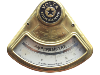 Hvordan kalibrerer du dit amperemeter for nøjagtige målinger?